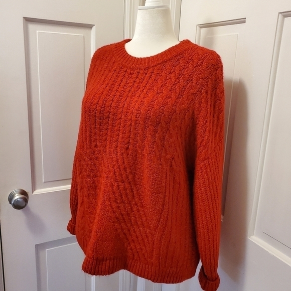 Old Navy Red Chunky Knit Sweater Size Large, colorful, casual - Picture 2 of 8